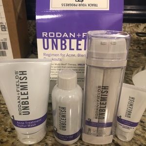 Rodan & Fields Unblemish Set